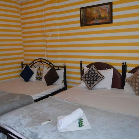 Esther Guest House Calangute Zewnętrze zdjęcie