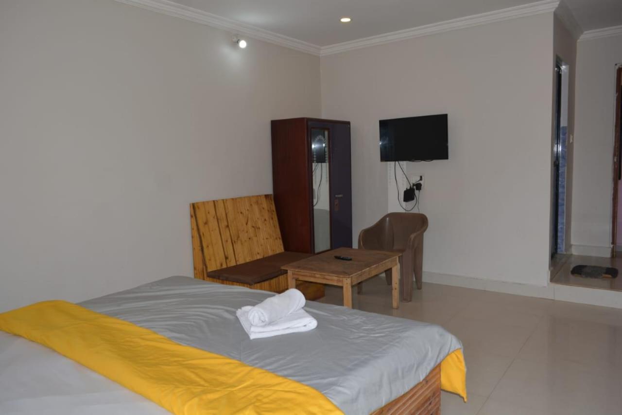 Esther Guest House Calangute Pokój zdjęcie