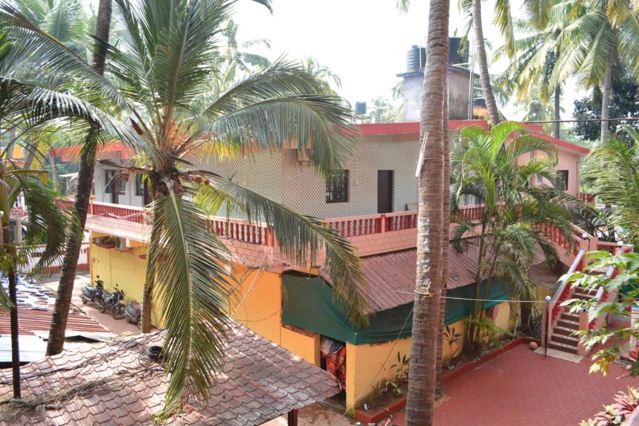Esther Guest House Calangute Zewnętrze zdjęcie